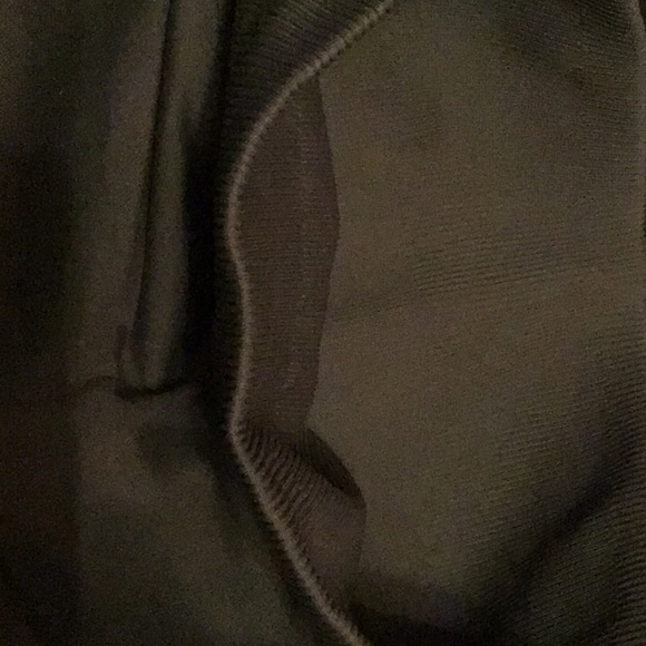 Lululemon Zone In Crop Gator Green Seamless Compression Leggings Size 4 - Picture 5 of 7